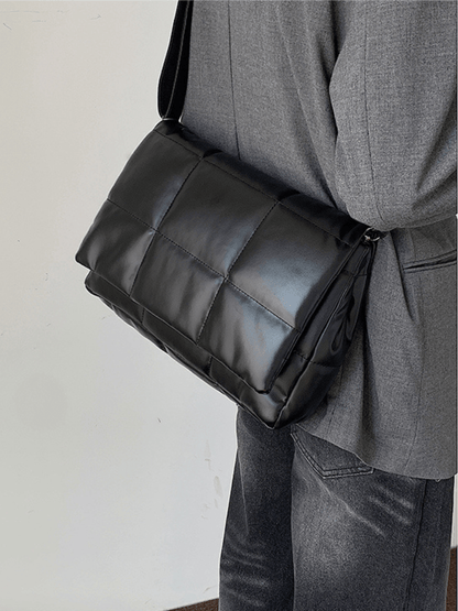 silk filling leather crossbody messenger bag st1867