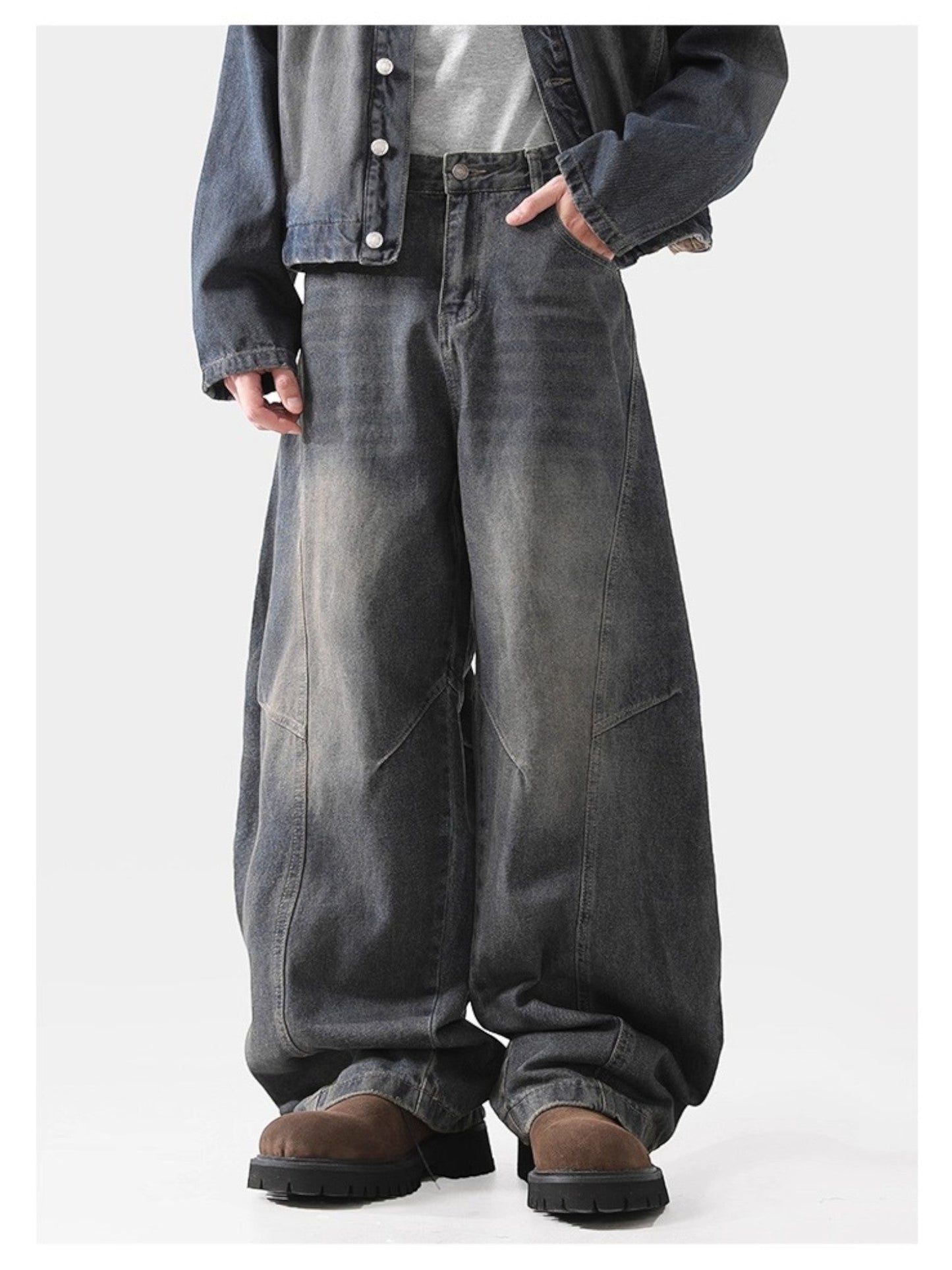 DECONSTRUCTED SABER-CUT JEANS st5070